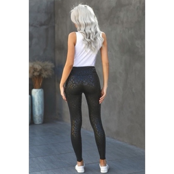 Black Shiny Leopard Print Textured Leggings - Picture 4 of 6